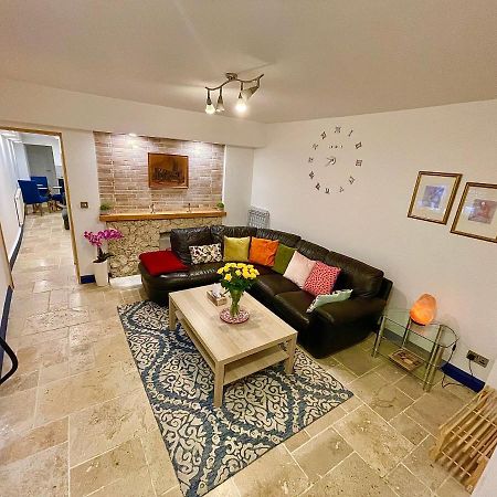 2 Bedroom Cottage Gloucester City Center Extérieur photo