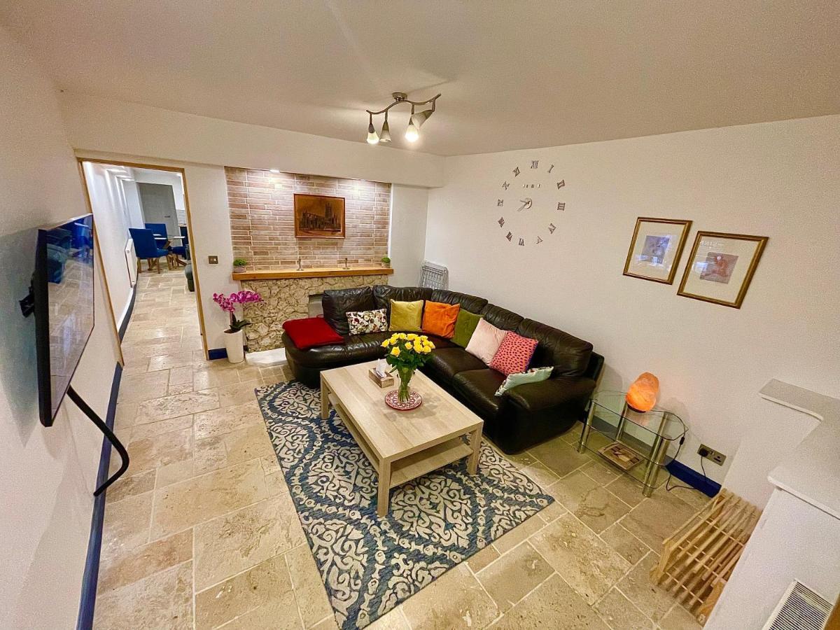 2 Bedroom Cottage Gloucester City Center Extérieur photo