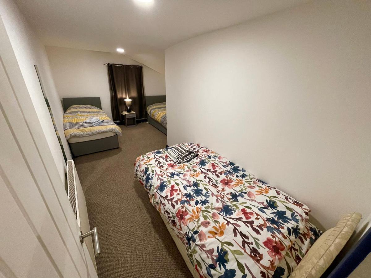 2 Bedroom Cottage Gloucester City Center Extérieur photo